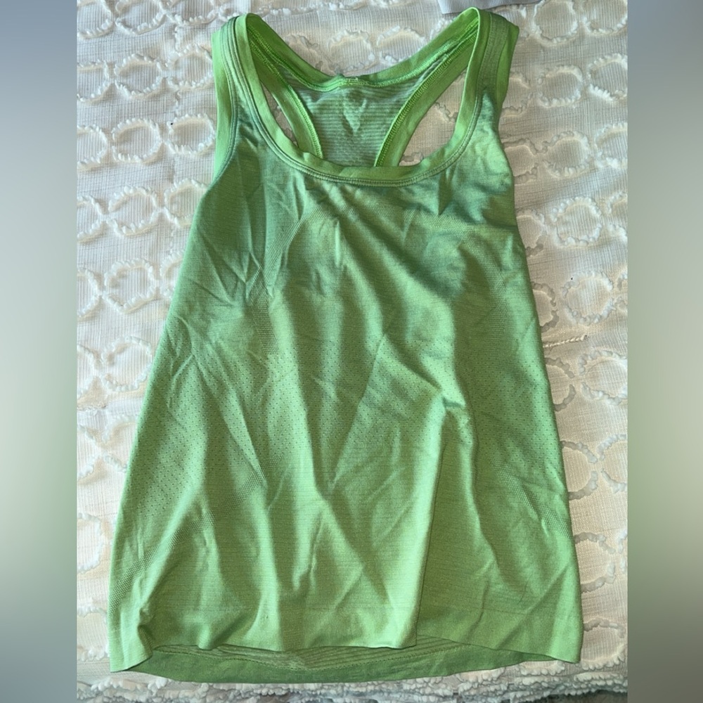 green lululemon swiftly tank 2.0